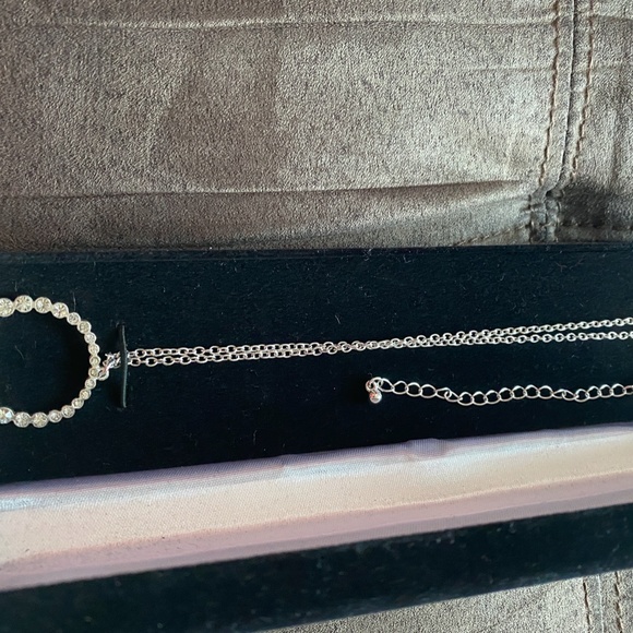 Open Circle 22"Necklace with Cubic Zirconia w/Box - Picture 5 of 9